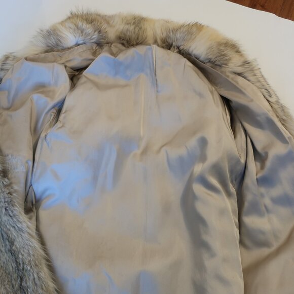 Womens Saks Fifth Avenue White Beige Full Length Coyote Fur Coat XL - Picture 15 of 16